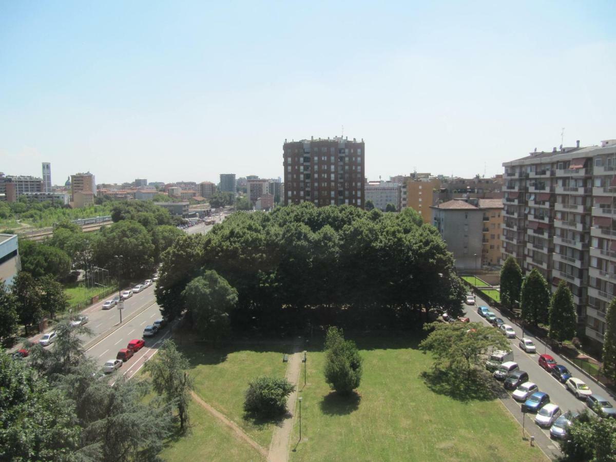 Station Home Sesto San Giovanni Dış mekan fotoğraf
