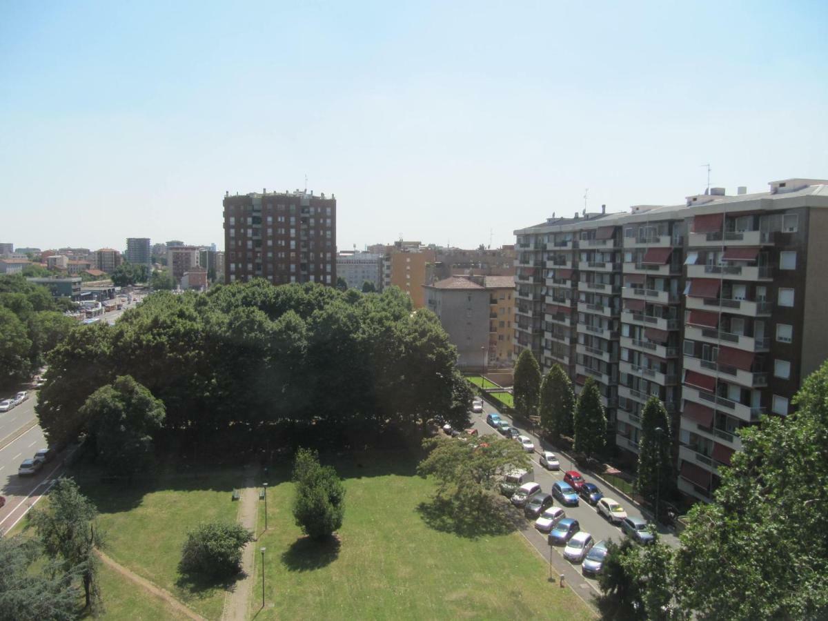 Station Home Sesto San Giovanni Dış mekan fotoğraf